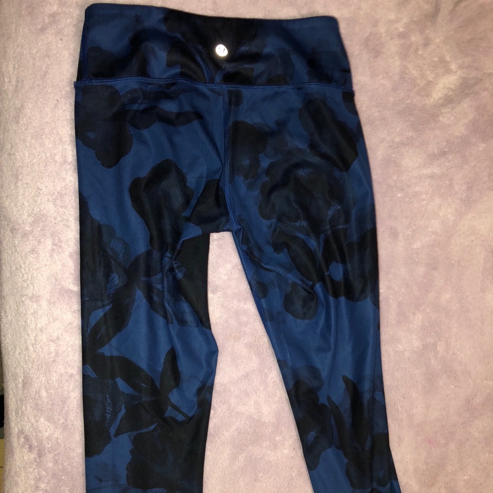 Lululemon Wunder Under Crop II - Inky Floral - 4